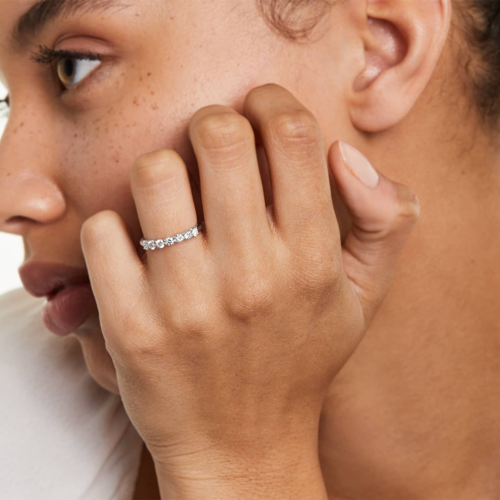 Anel de ouro feminino aparador meia aliança solitario com diamantes