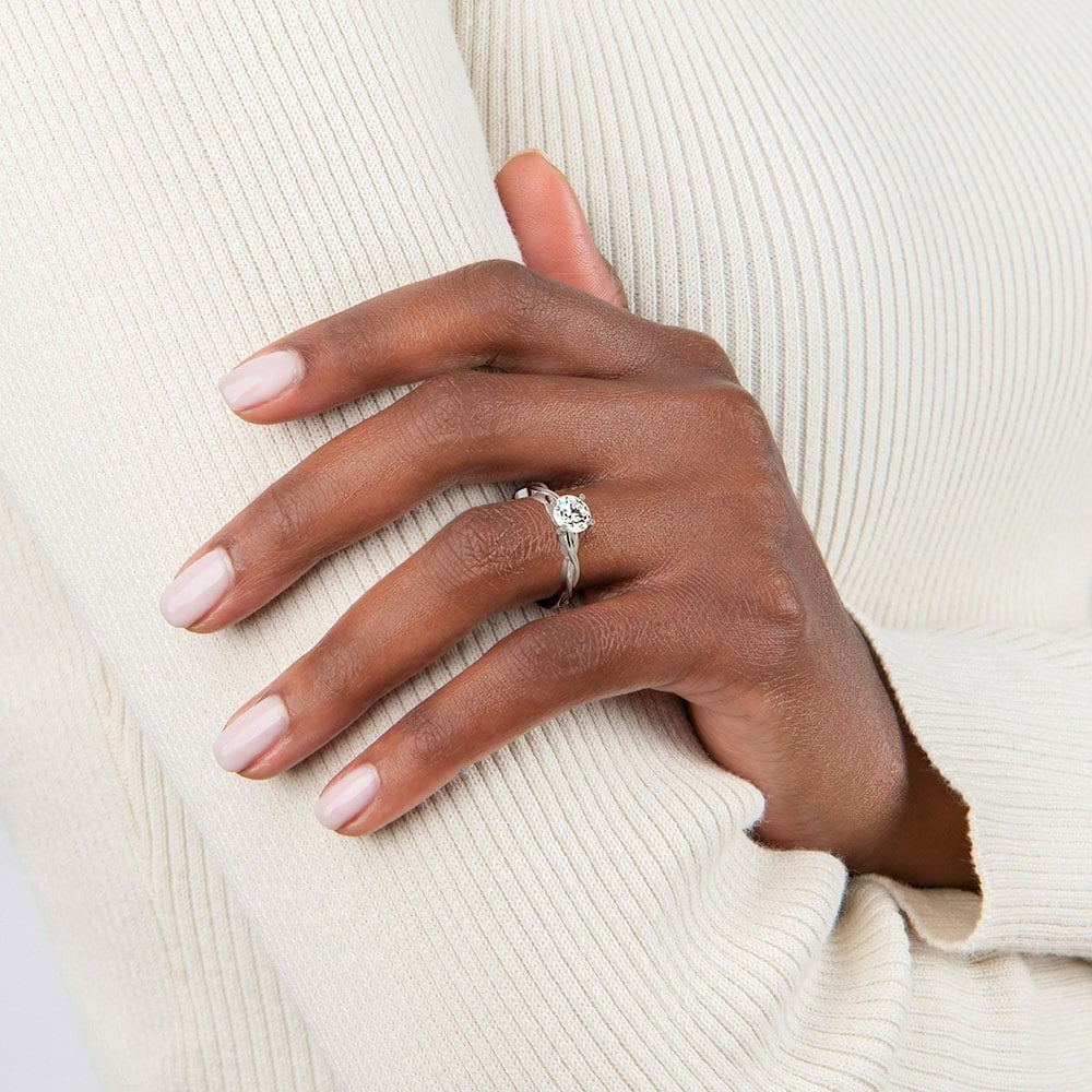 Anel de Noivado Solitario De Diamante Ouro 18k twist unique