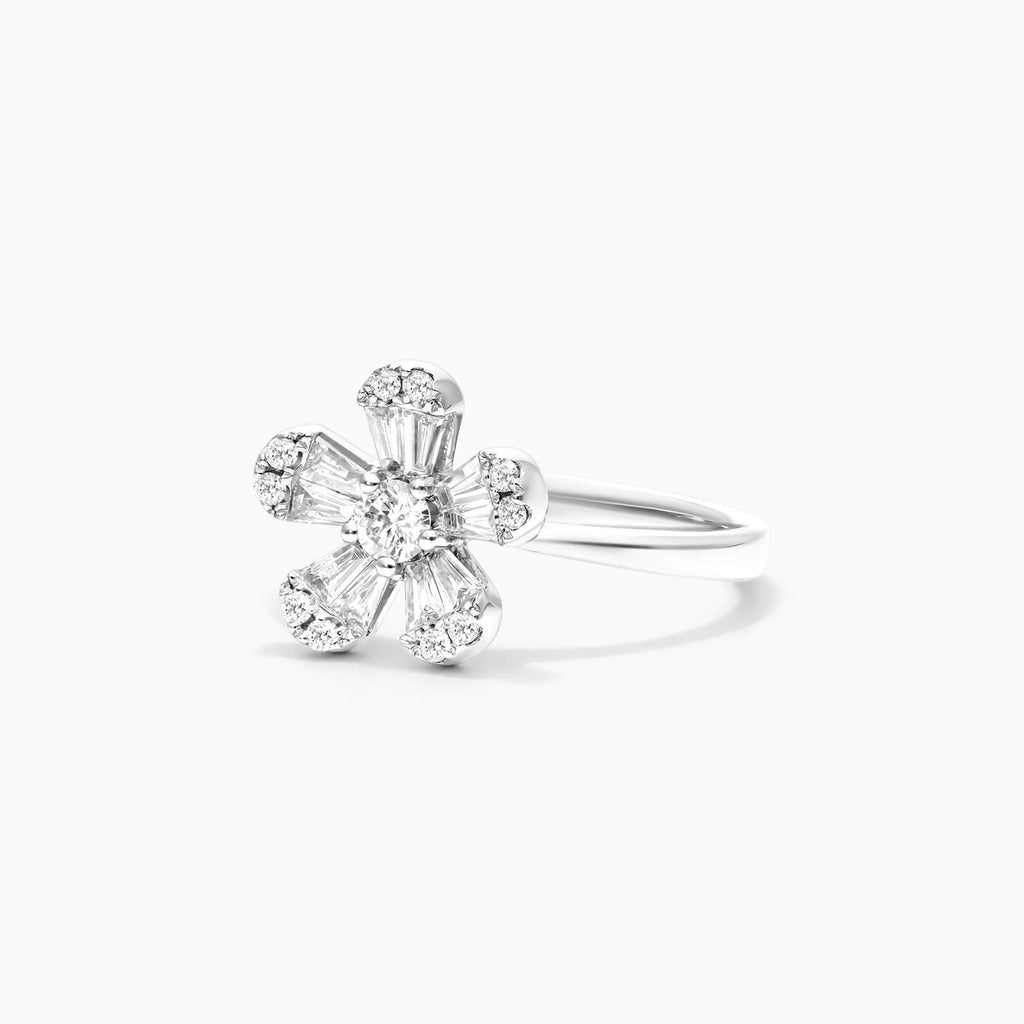 Anel de Flor em Ouro 18k c/ Diamantes Brilhantes De Luxo