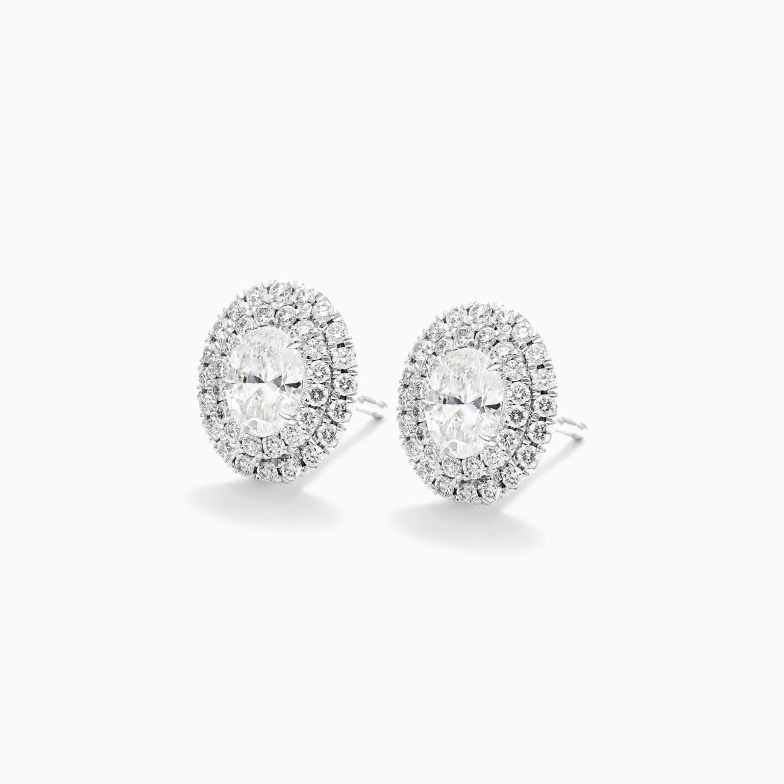 Brinco De Ouro Branco 18k Oval Com Diamantes Brilhantes De Luxo