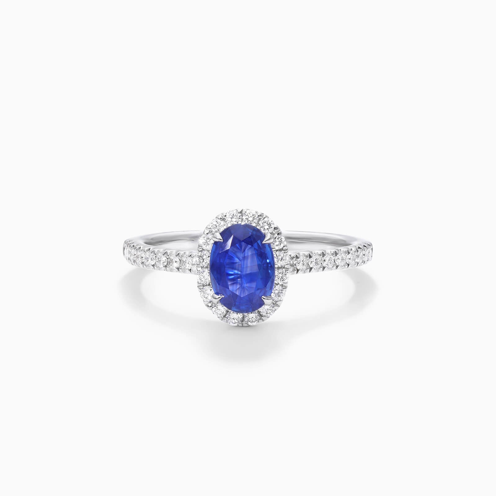 Anel de Safira Azul em Ouro 18k C/ Diamantes Brilhantes | New | anel-de-noivado, Anéis, diamante, noivado, Safira, white | AUREA FINE JEWELRY