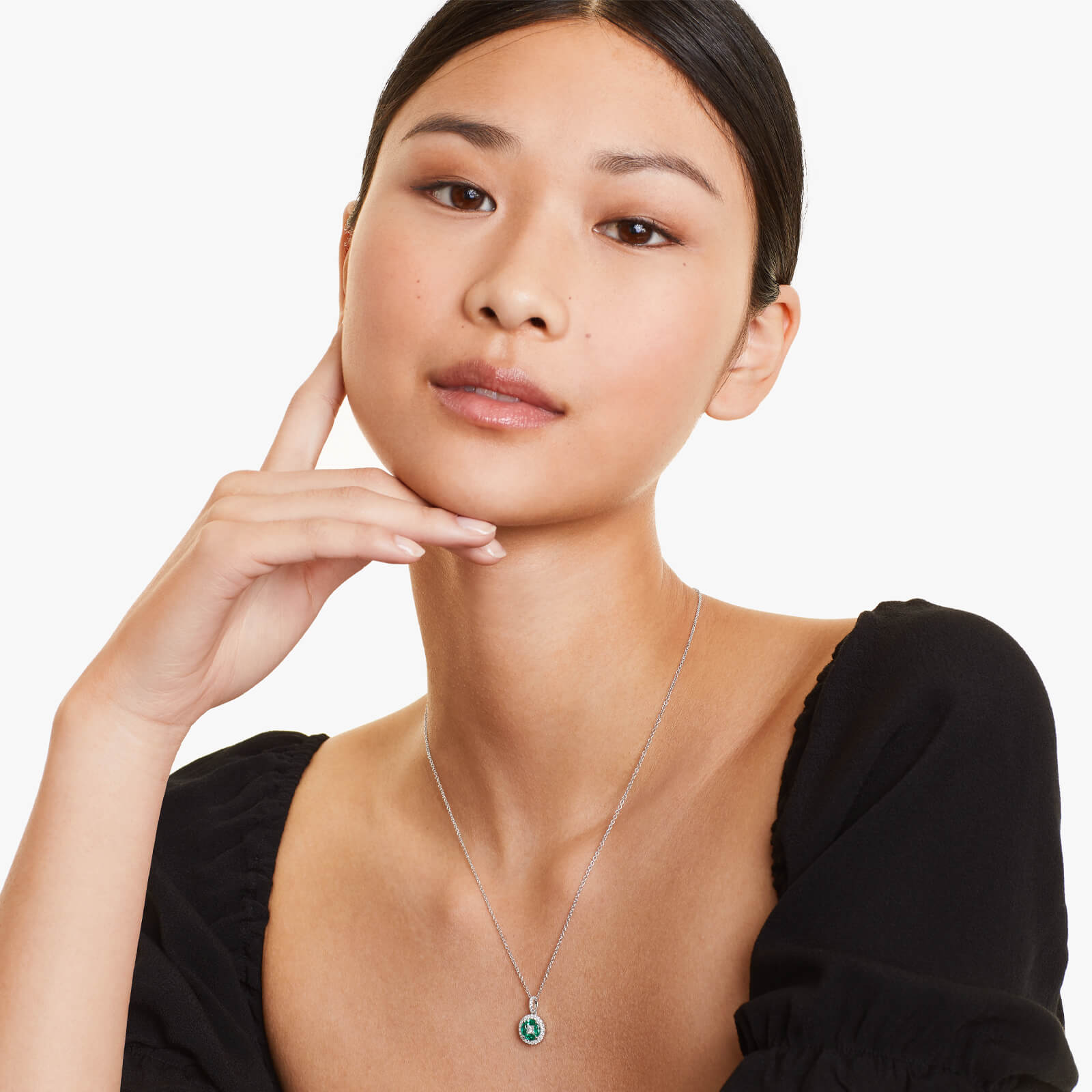 Colar Feminina De Ouro Branco 18k C/ Pingente De Esmeraldas e Diamantes