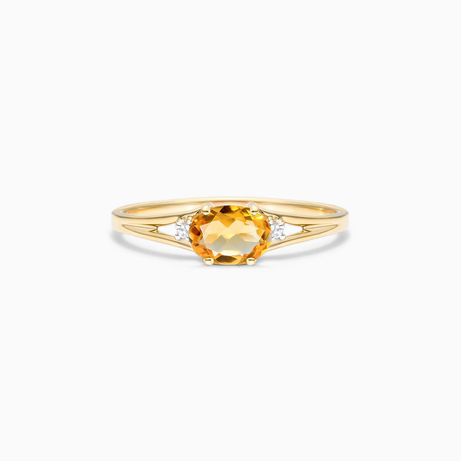 Anel De Ouro 18k iSabel C/ Citrino Solitario e Diamantes | New | anel-de-noivado, Anéis, citrino, diamante, yellow | AUREA FINE JEWELRY