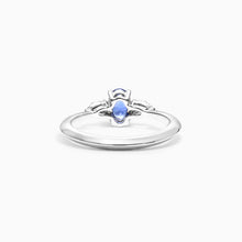 Anel De Ouro 18k Elsa  C/ Safira Azul Solitario e Diamantes