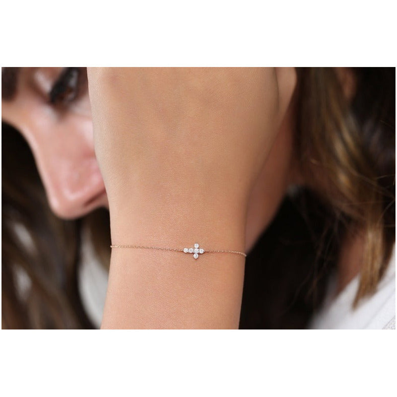 Pulseira Bracelete Feminina De Ouro Cruz Diamantes - AUREA FINE JEWELRY