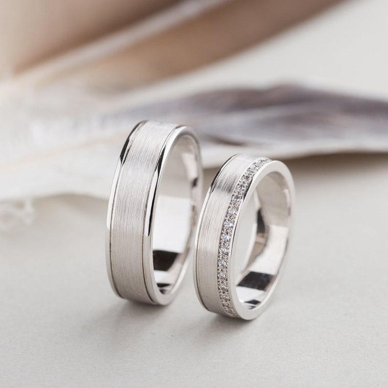 Par de Alianças de casamento noivado ouro 18k diamante Vivid