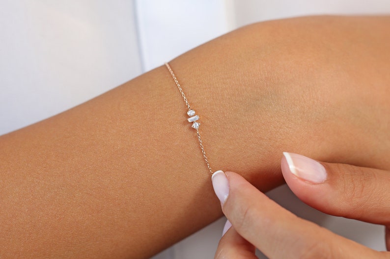 Pulseira Feminina Delicado de Ouro Branco 18k Diamante Alternado