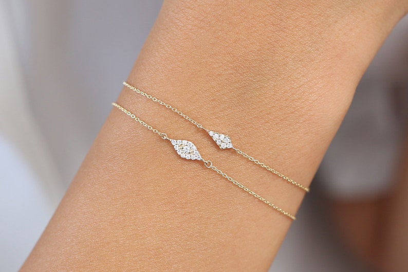 Pulseira Feminina Delicado de Ouro Amarelo 18k Olho Diamantes