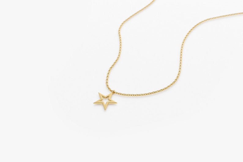 Colar Corrente com pingente Estrela Feminino em Ouro Branco 18k
