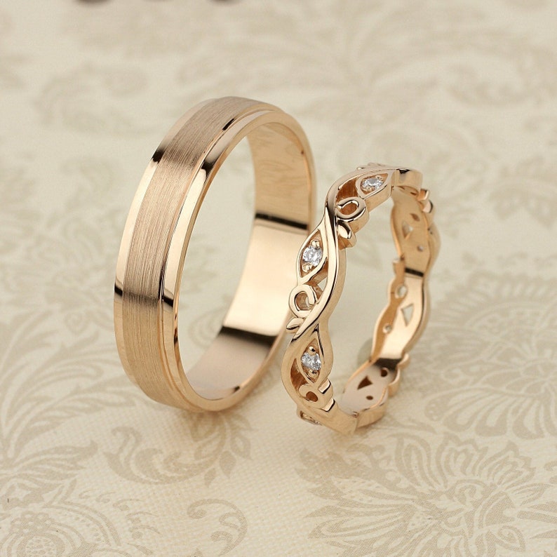 Par de Alianças de casamento noivado ouro 18k diamante Flowers