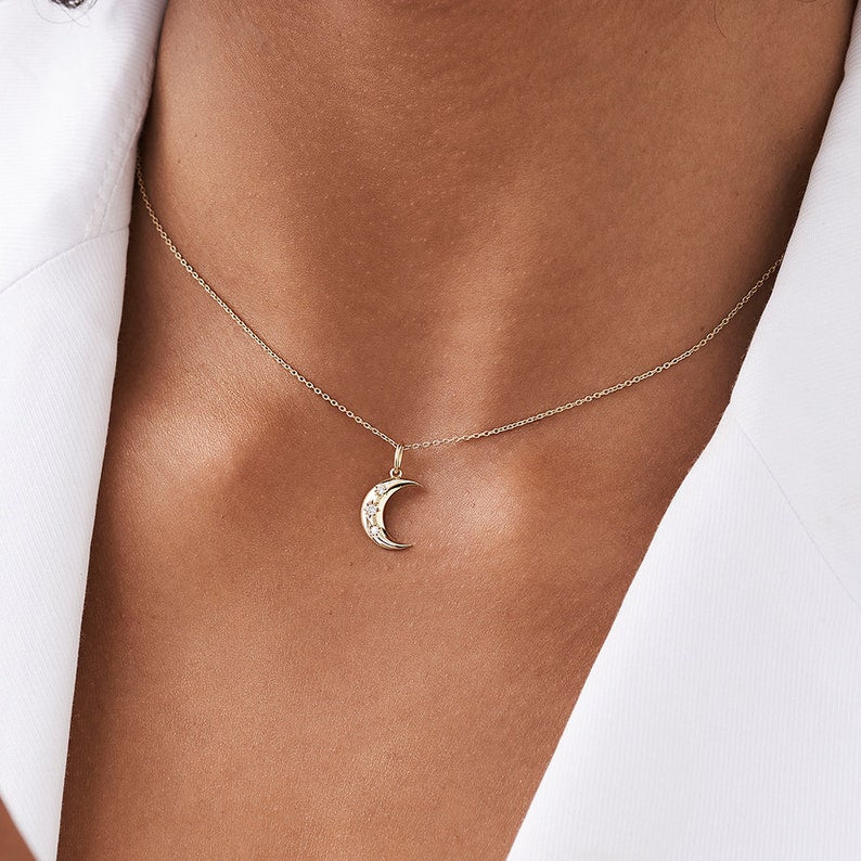 Colar Crescente Lua Corrente Luxo Feminino em Ouro Branco 18k c/ Diamante