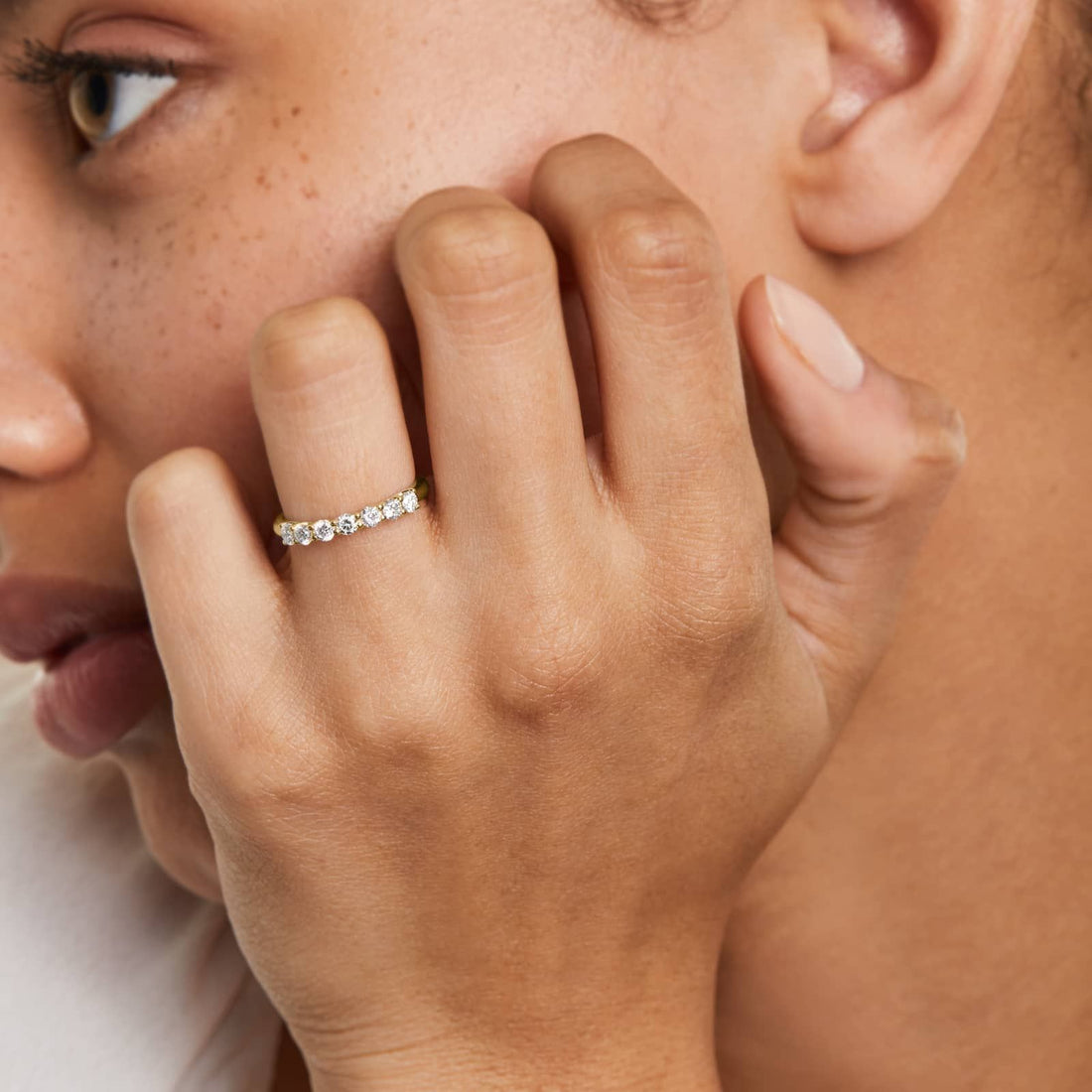 Anel de ouro feminino aparador meia aliança solitario com diamantes