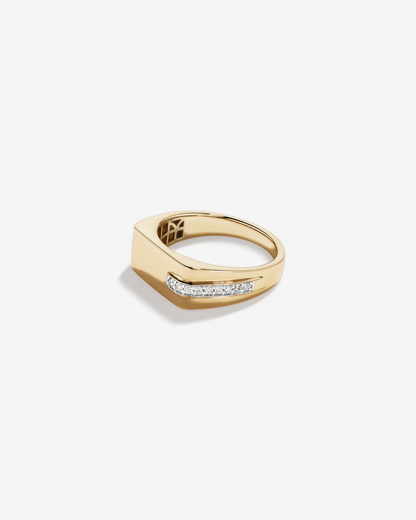 Anel masculino em ouro amarelo 18k com diamantes naturais - vista em perspectiva