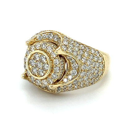 Anel masculino em ouro amarelo 18k com diamantes naturais 3,53 ct – vista diagonal