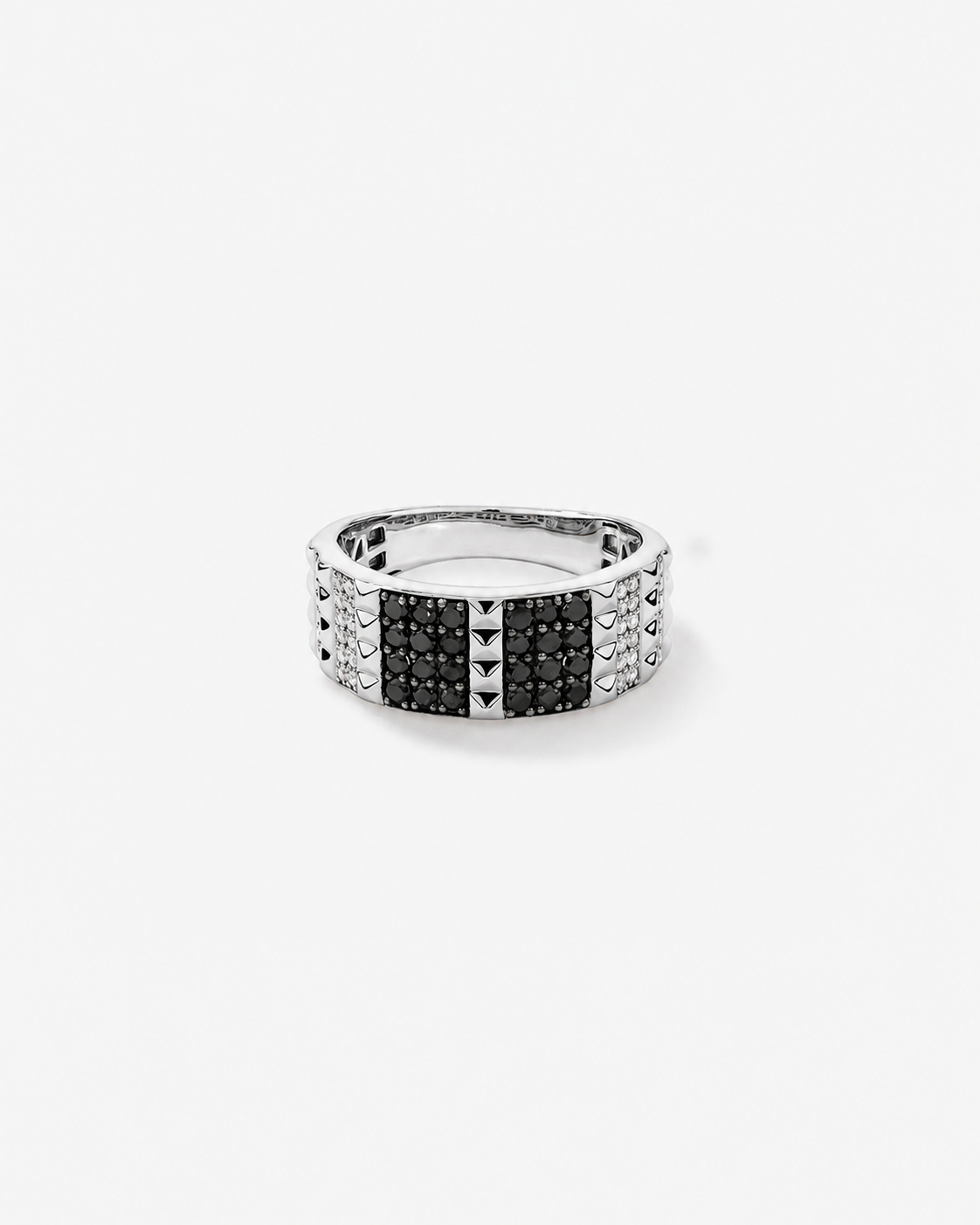 Anel masculino ouro branco 18k com diamantes naturais pretos e brancos - frontal