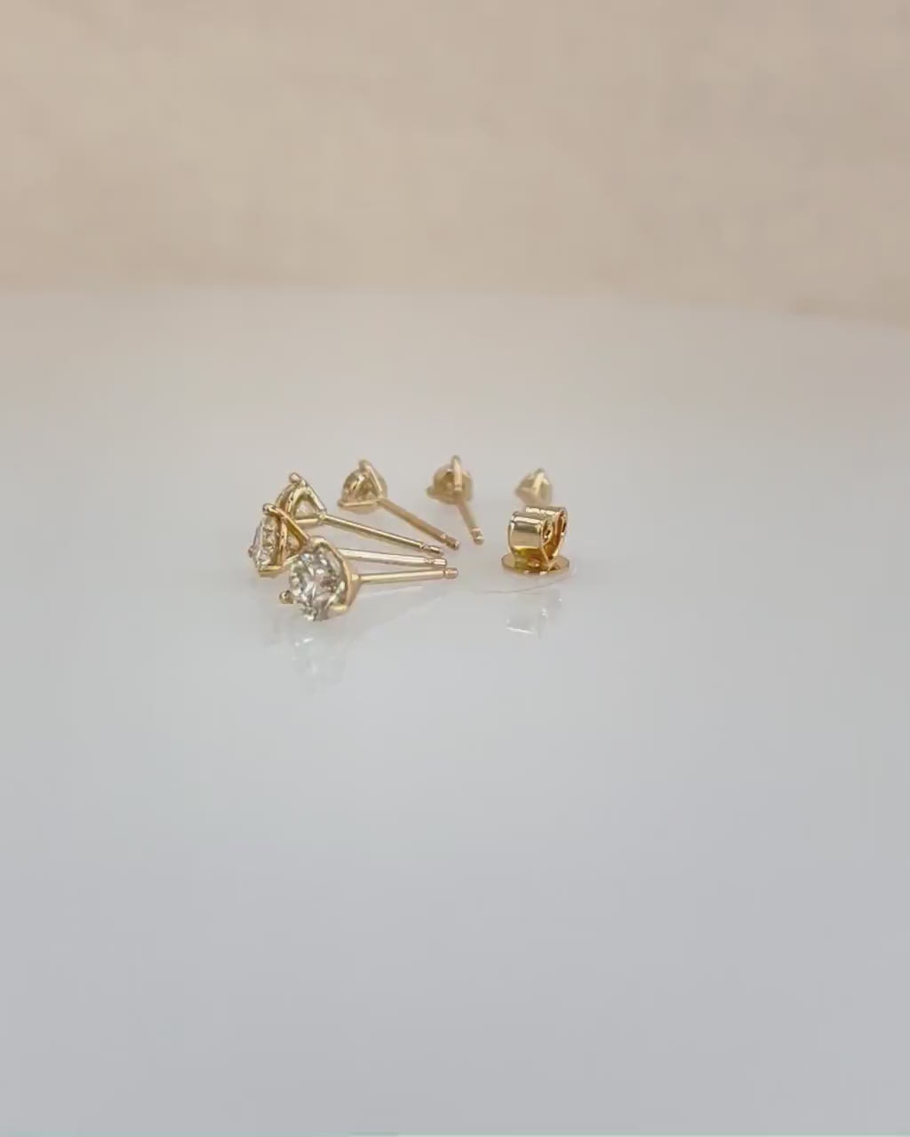 Brinco De Diamante Feminino Ouro 18k Solitario  Brilhante 80 Pts o par