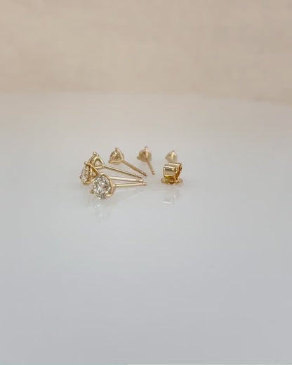 Brinco De Diamante Feminino Ouro 18k Solitario  Brilhante 80 Pts o par
