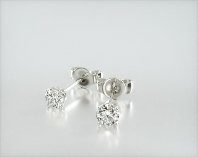 Brinco De Diamante Feminino Ouro 18k Solitario  Brilhante 25 Pts o par | New | Brincos, diamante, white | AUREA FINE JEWELRY