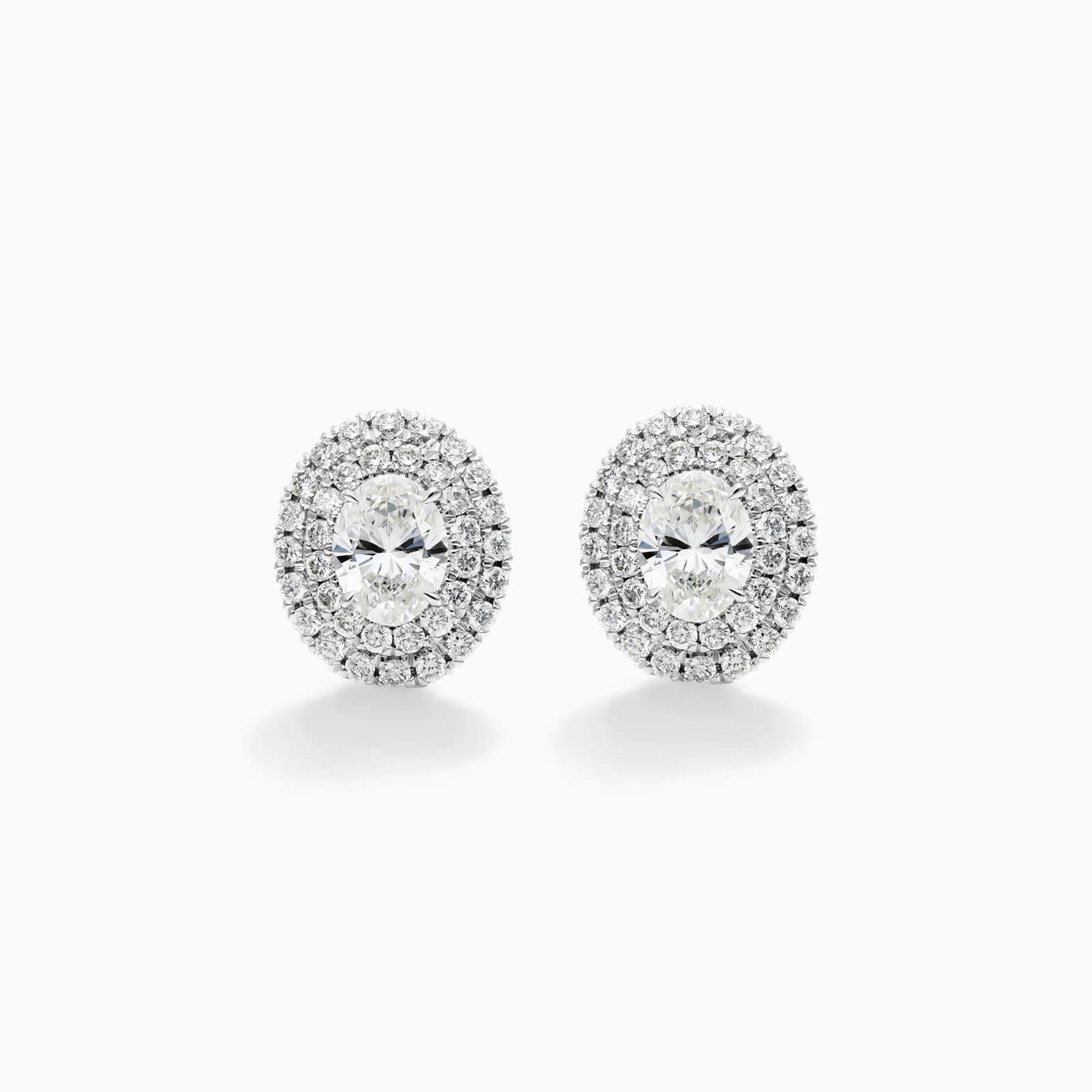 Brinco Feminino De Ouro branco 18k Brilhante Diamantes pave oval | New | Brincos, diamante, white | AUREA FINE JEWELRY