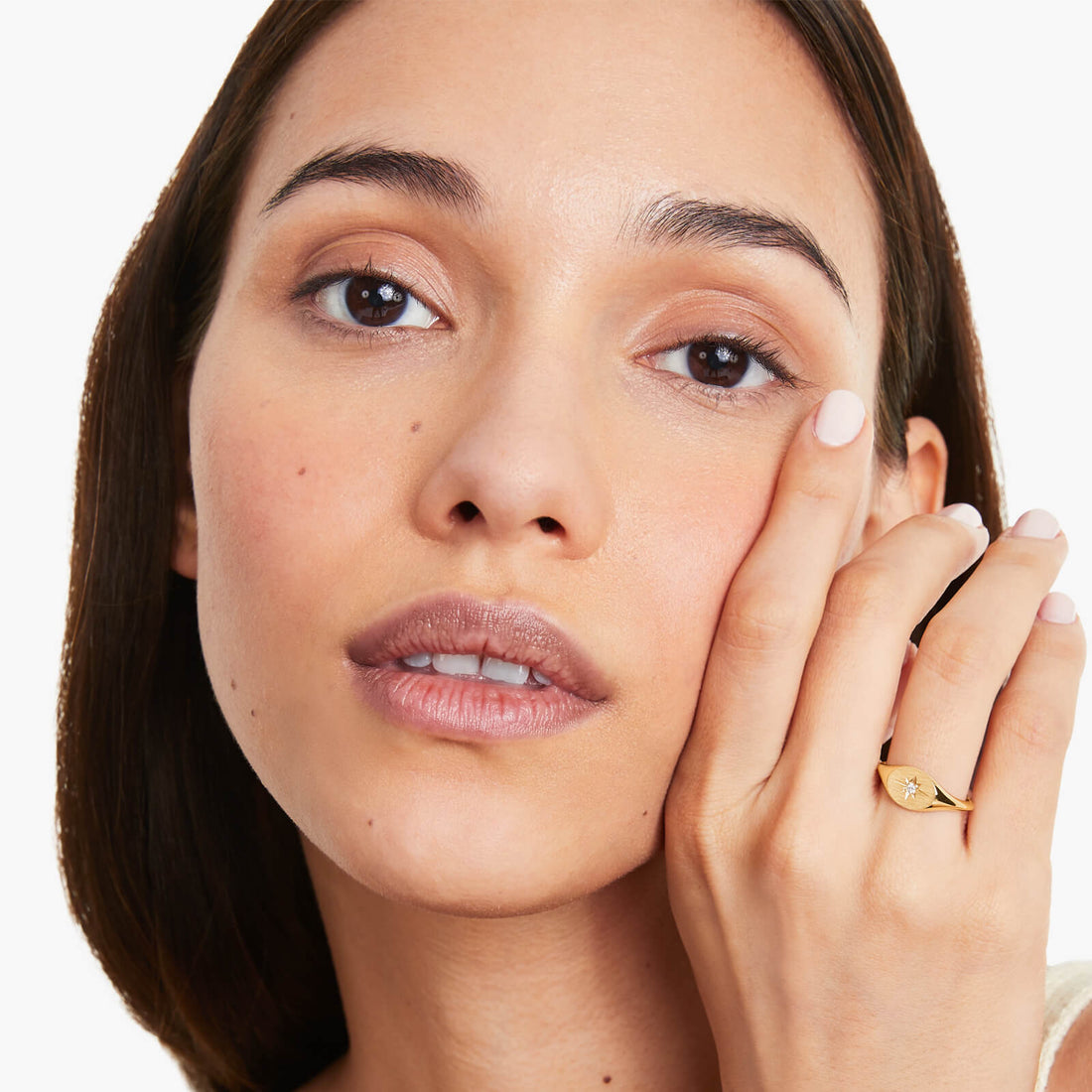 Anel Sinete Star Bust De Ouro 18k Amarelo e Diamante Luxo