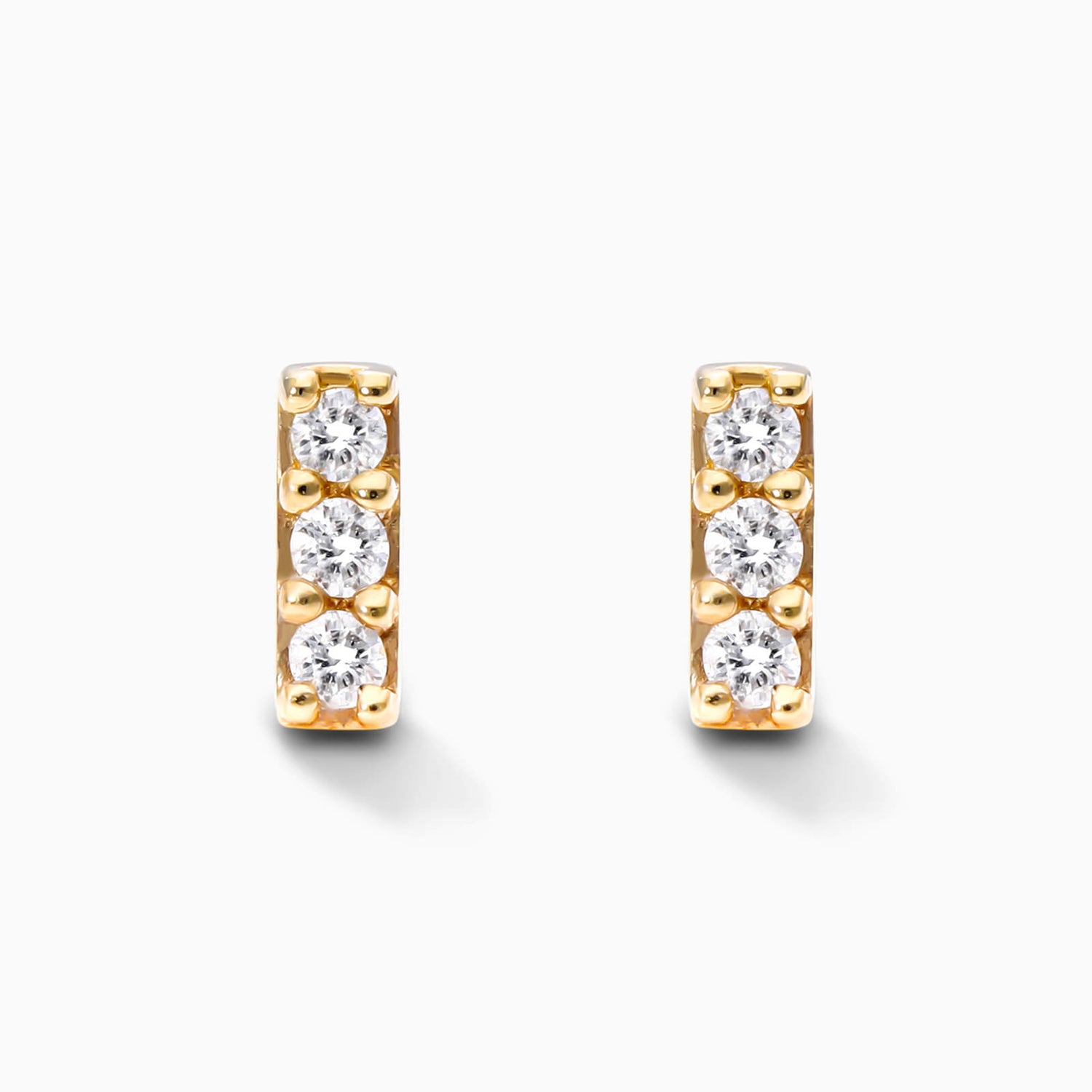 Brinco de Ouro 18k Feminino Bars Trio Diamantes  Luxo | New | Brincos, Celestial Diamonds, diamante, yellow | AUREA FINE JEWELRY