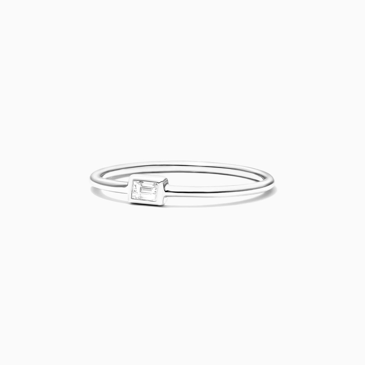 Anel De Ouro Branco 18k Simples Delicado c/ Baguette