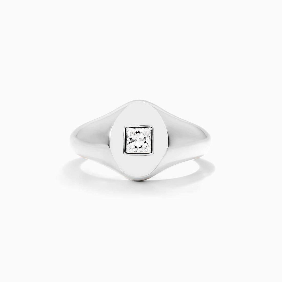 Anel Sinete De Ouro Branco 18k C/ Diamante Quadrado | New | Anéis, diamante, white | AUREA FINE JEWELRY