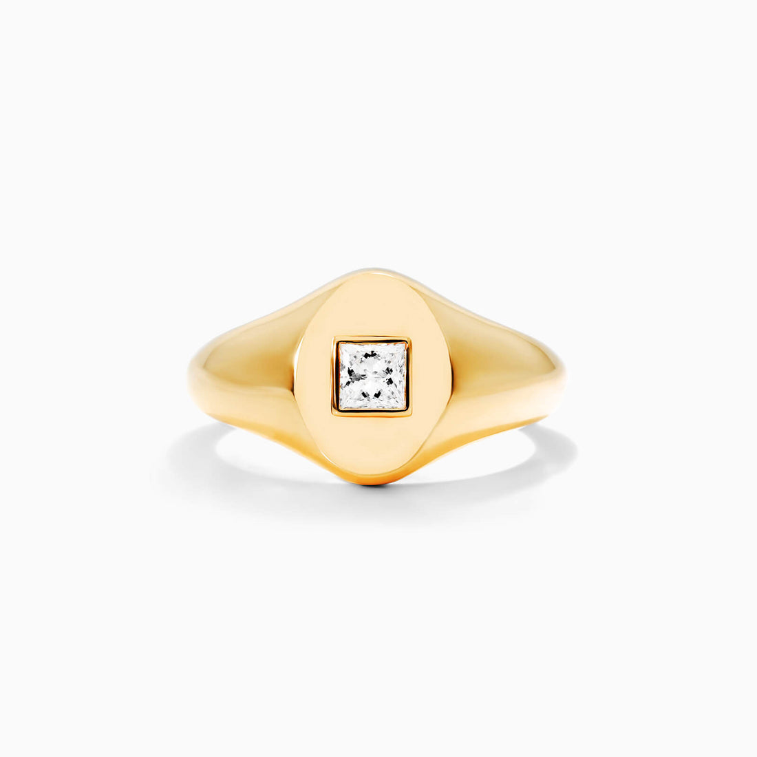 Anel Sinete De Ouro Amarelo 18k C/ Diamante Quadrado | New | Anéis, diamante, yellow | AUREA FINE JEWELRY
