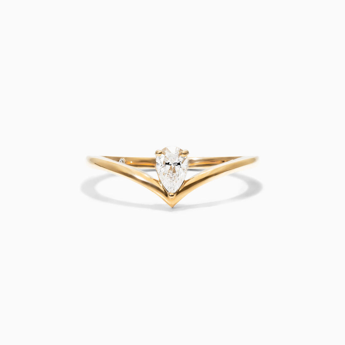 Anel De Ouro Amarelo 18k Em V de Luxo Diamante Solitario | New | anel-de-noivado, Anéis, diamante, noivado, yellow | AUREA FINE JEWELRY