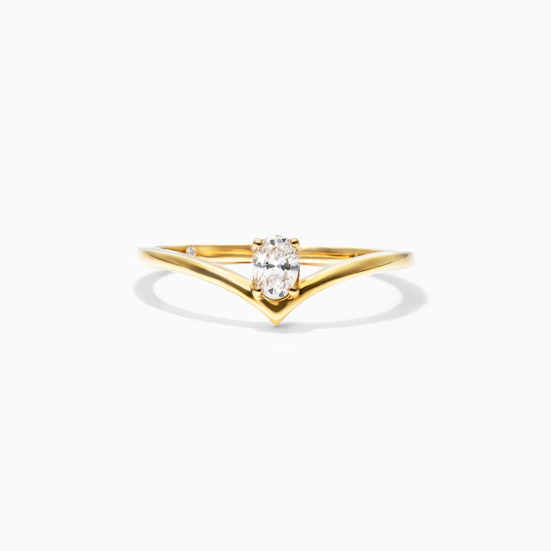 Anel De Ouro Amarelo 18k Em V De Luxo Diamante Solitario Queen | New | anel-de-noivado, Anéis, diamante, noivado, yellow | AUREA FINE JEWELRY
