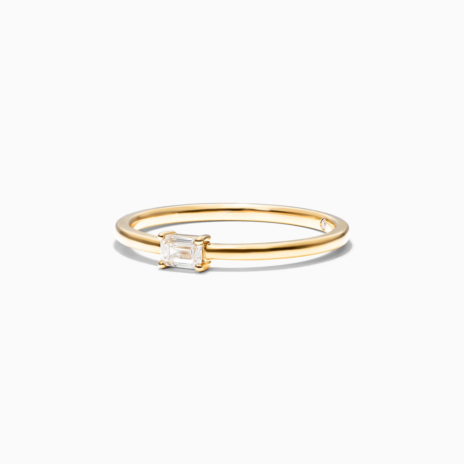 Anel De Ouro Amarelo 18k Delicado Diamante Baguette Solitario
