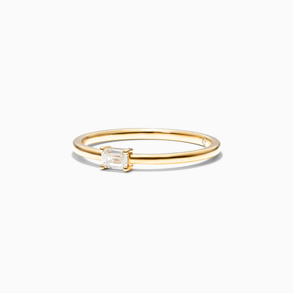 Anel De Ouro Amarelo 18k Delicado Diamante Baguette Solitario