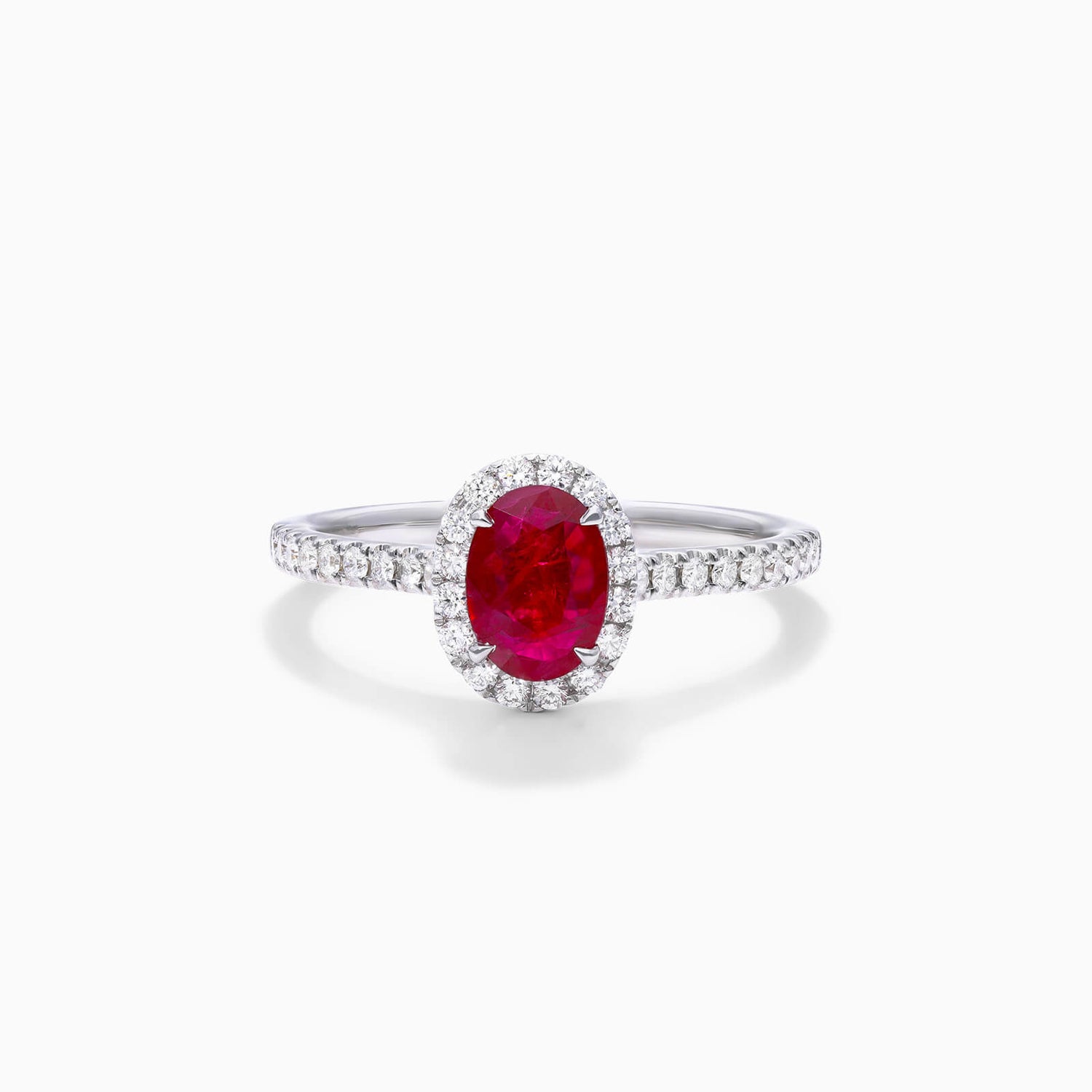 Anel de Rubi em Ouro 18k C/ Diamantes Brilhantes | New | anel-de-noivado, Anéis, diamante, noivado, rubi, white | AUREA FINE JEWELRY