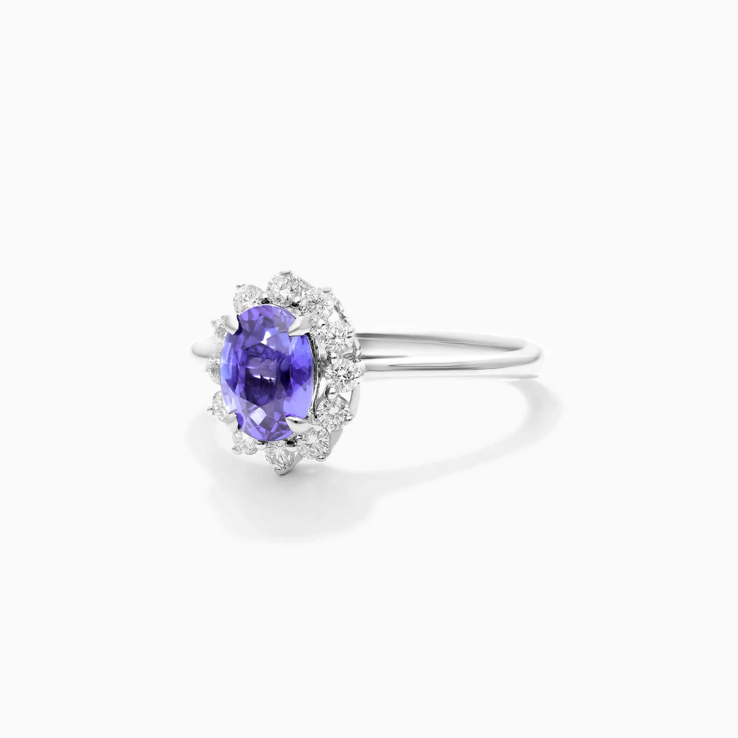 Anel De Tanzanita Em Ouro 18k C/ Diamantes Brilhantes