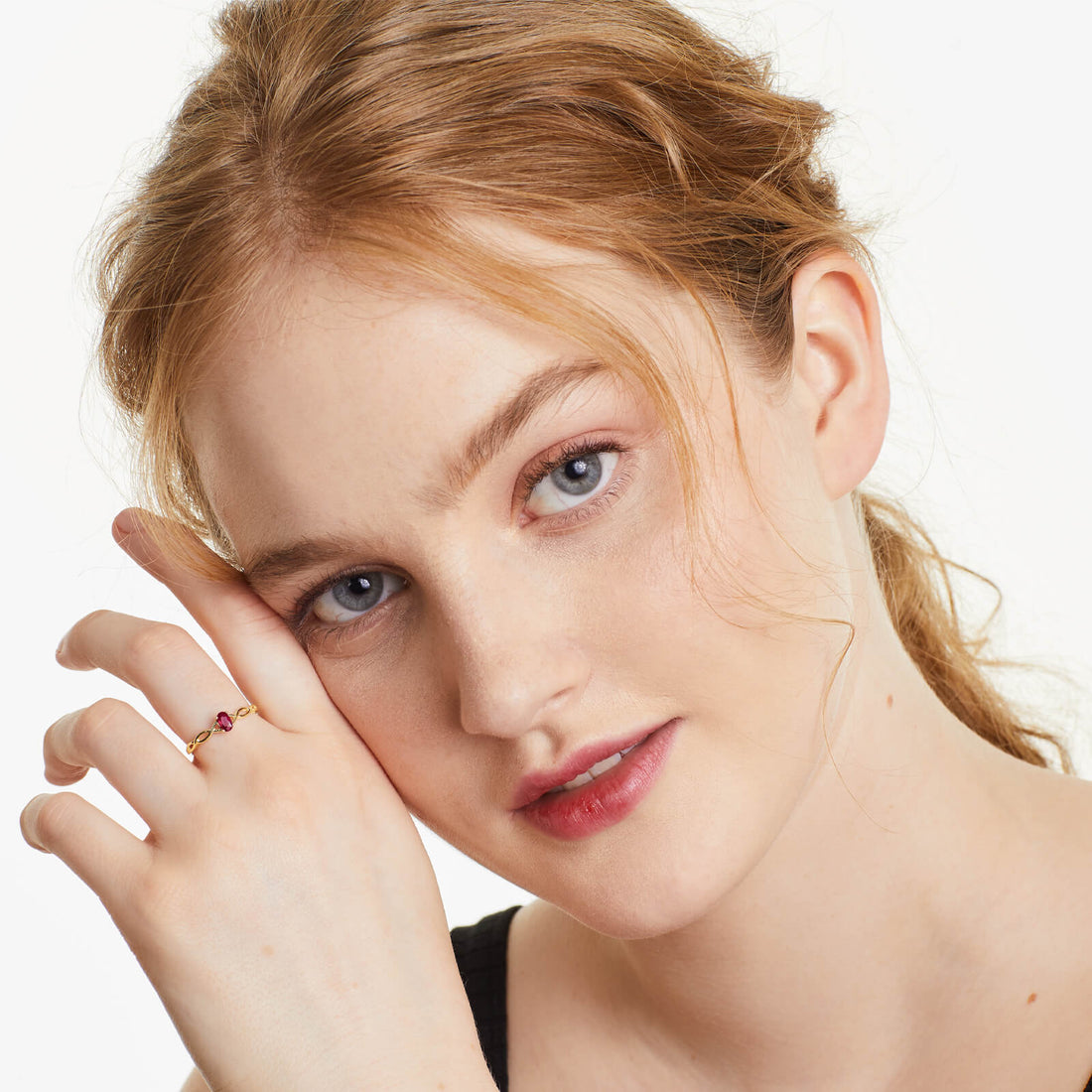 Anel De Ouro 18k Pedra Preciosa Rubi Solitario de Luxo - AUREA FINE JEWELRY