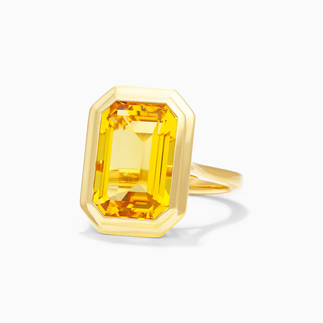 Anel De Moldura em Ouro 18k c/ Citrino Solitario de Luxo