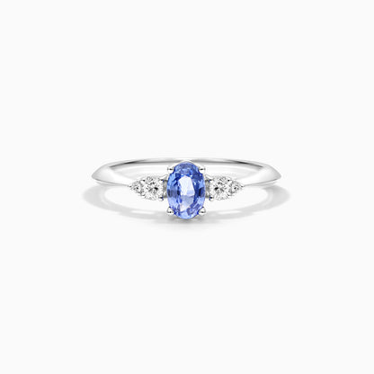 Anel De Ouro 18k Elsa  C/ Safira Azul Solitario e Diamantes | New | anel-de-noivado, Anéis, diamante, noivado, Safira, white | AUREA FINE JEWELRY