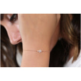 Pulseira Bracelete  Feminina De Ouro Cruz Diamantes - AUREA FINE JEWELRY