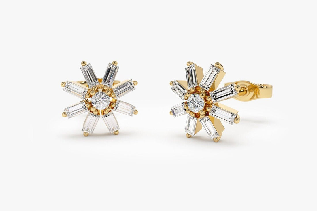 Brinco Feminino De Ouro 18k Brilhante Diamantes flor quadrado | New | Brincos, diamante, yellow | AUREA FINE JEWELRY