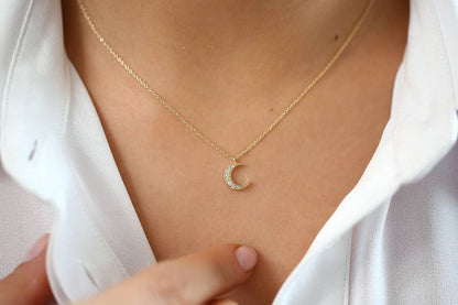 Corrente feminina ouro 18k amarelo lua  Diamantes luxo
