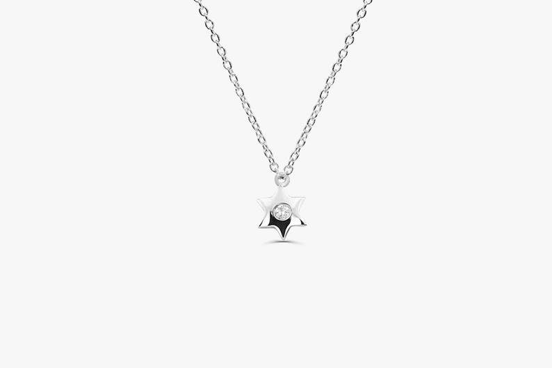 Corrente de ouro  Feminina em Ouro Branco 18k estrela Diamante | New | Celestial diamonds, Colares, diamante, white | AUREA FINE JEWELRY