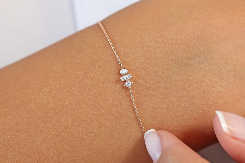 Pulseira Feminina Delicado de Ouro Branco 18k Diamante Alternado
