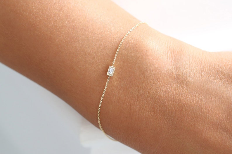 Pulseira Feminina de Ouro Branco 18k Diamante Baguette Solitario