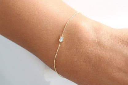 Pulseira Feminina de Ouro Branco 18k Diamante Baguette Solitario