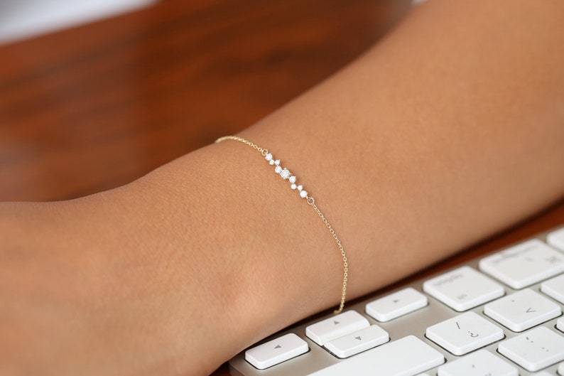 Pulseira Feminina de Ouro Branco 18k Cruz De Diamante Delicado
