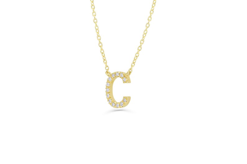 Colar Corrente Inicial Feminino em Ouro Amarelo 18k c/ Diamante | New | Celestial diamonds, Colares, diamante, yellow | AUREA FINE JEWELRY