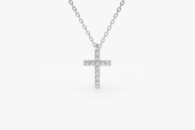 Colar Corrente Feminina em Ouro Branco 18k De Cruz | New | Celestial diamonds, Colares, diamante, white | AUREA FINE JEWELRY