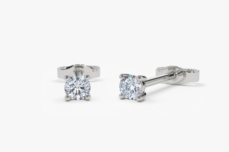 Brinco de  Ouro 18k feminino Solitário Diamantes  40 pts o par Luxo | New | Brincos, diamante, white | AUREA FINE JEWELRY