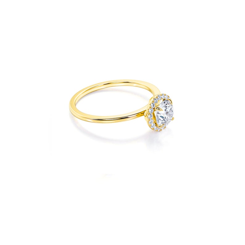 Anel Solitario Redondo De Ouro Amarelo 18k Diamantes Brilhantes 40pts