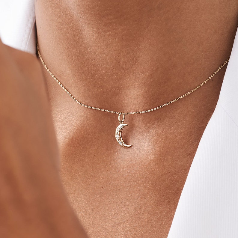 Colar Crescente Lua Corrente Luxo Feminino em Ouro Branco 18k c/ Diamante